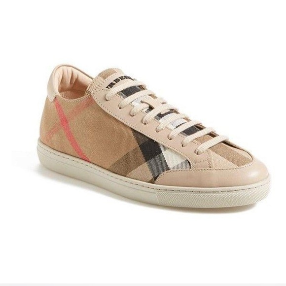 Burberry sneakers - Picture 3 of 6
